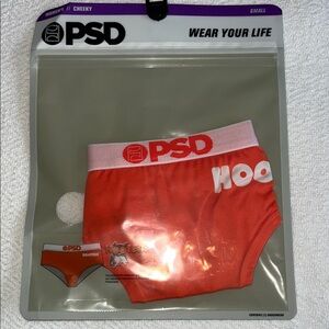 PSD Hooters cheeky bottoms